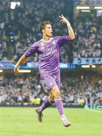 崭露头角 崭露头角